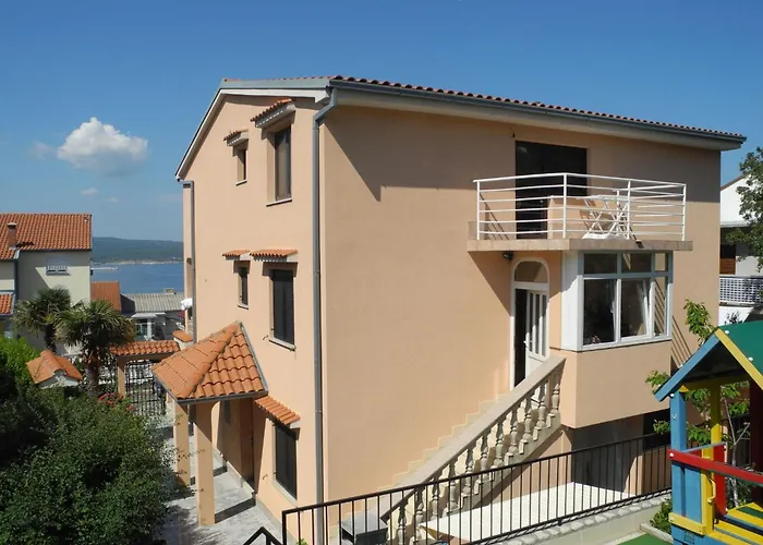 In Mit Grill Und Terrasse By Interhome Daire *