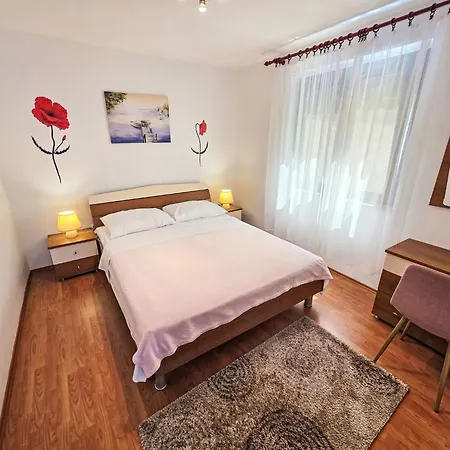 In Mit Grill Und Terrasse By Interhome Apartamento *